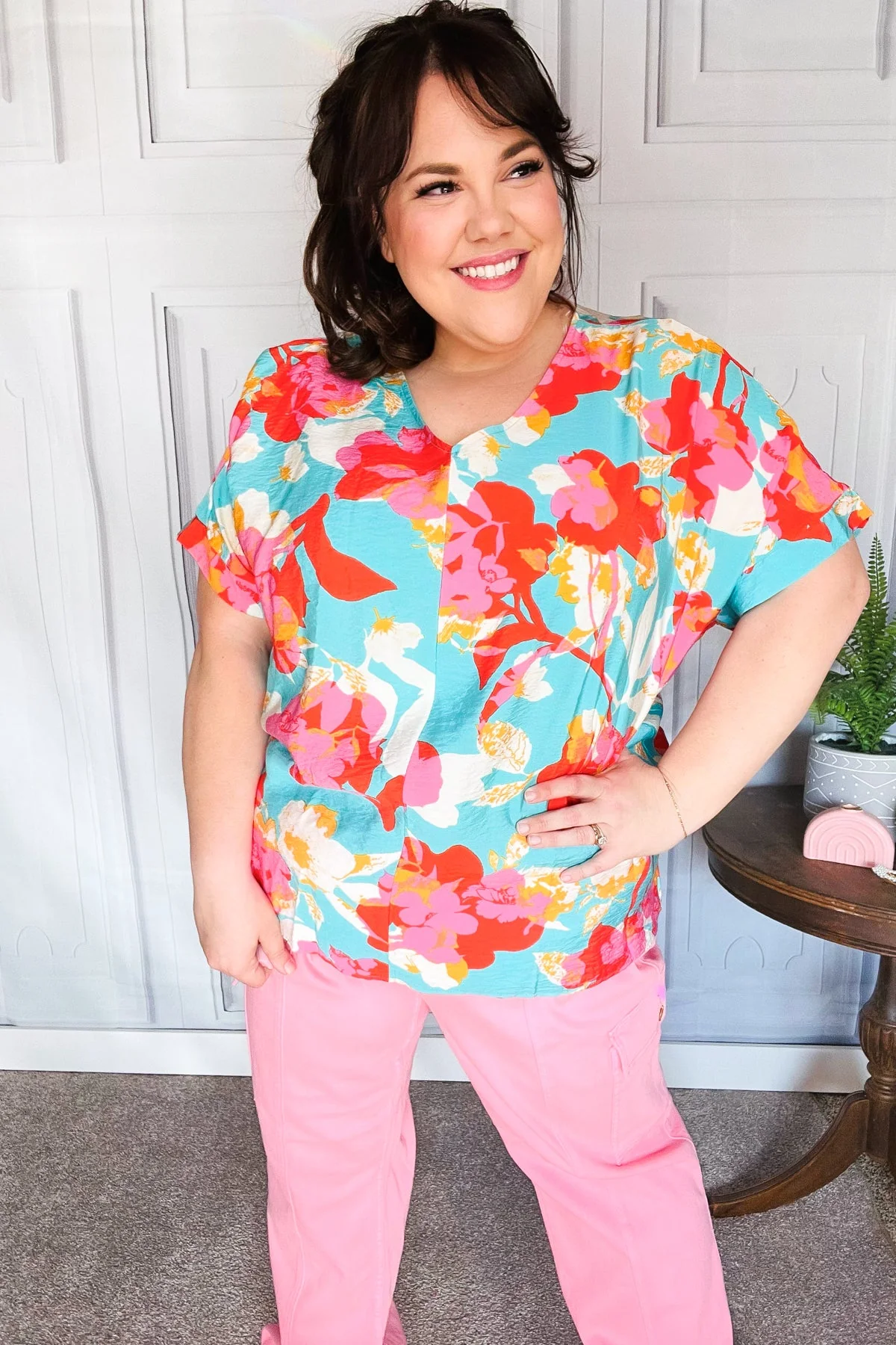 Weekend Ready Aqua & Coral Floral V Neck Woven Top (Open Pack) - Image 5