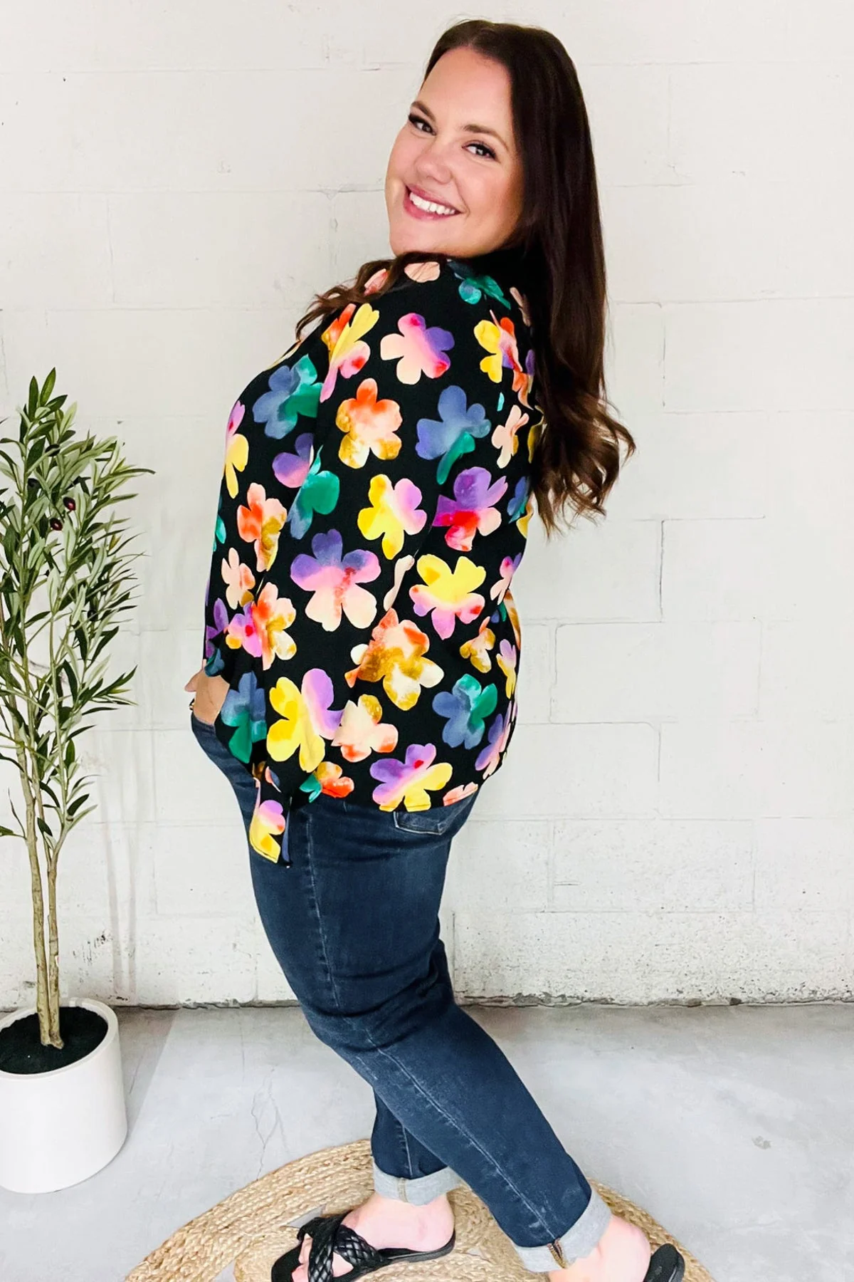 Be Bold Black Floral Hi-Lo Ruffle Sleeve Woven Top (Open Pack) - Image 9