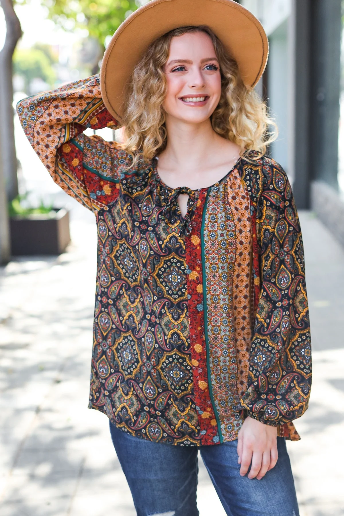 Weekend Ready Black & Rust Paisley Raglan Keyhole Tie Top (Open Pack) - Image 8