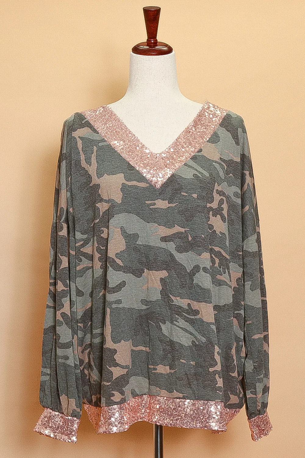 Camo Sequin Hem V Neck (4pc)