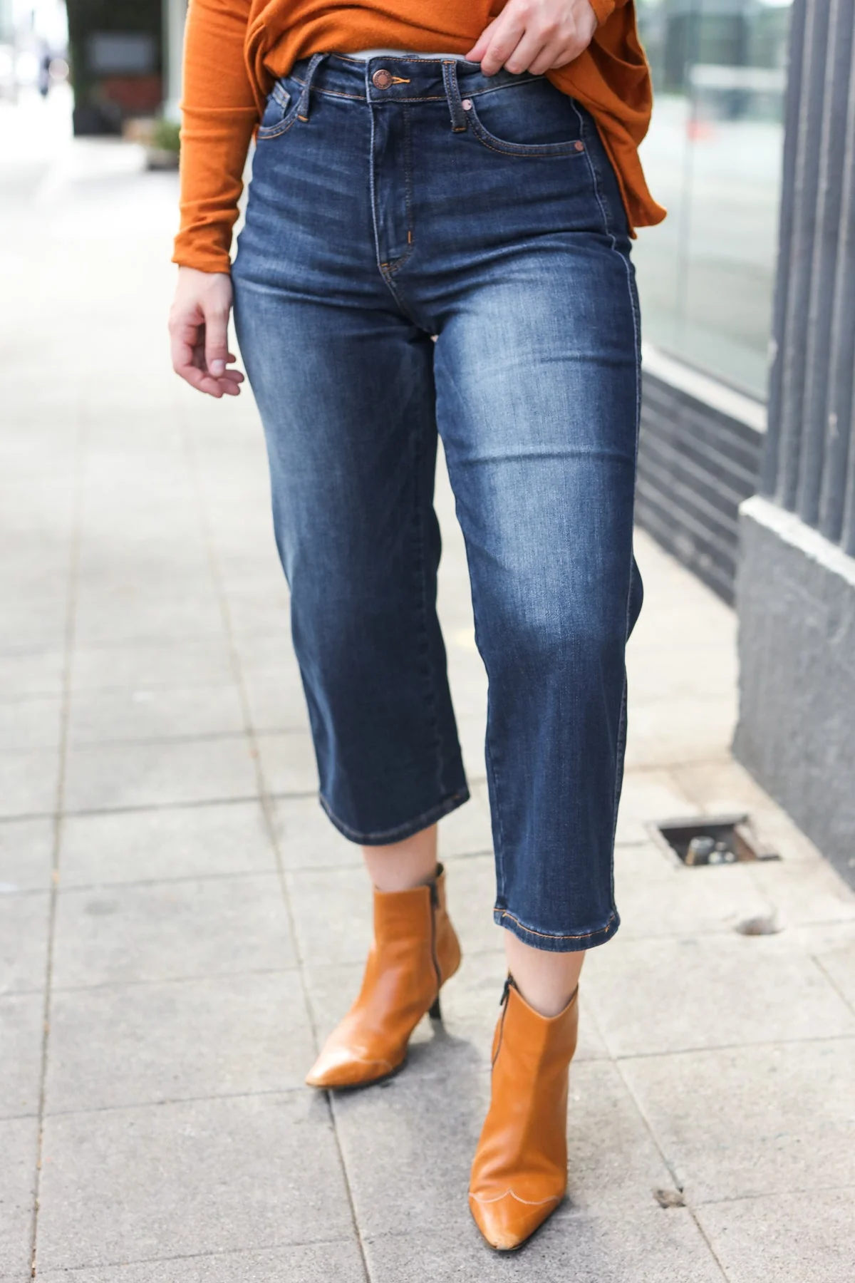 Judy Blue Dark Wash Mid Rise Cropped Wide Leg Jeans (Open Pack) - Image 10