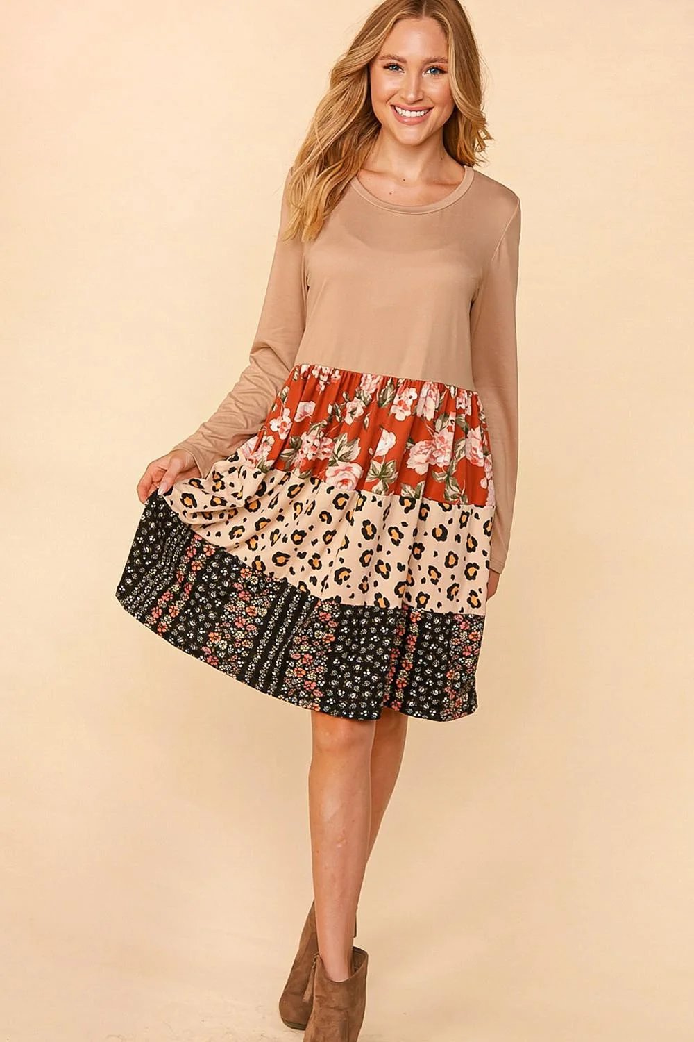 FLORAL & LEOPARD TIERED MIDI DRESS - Image 2