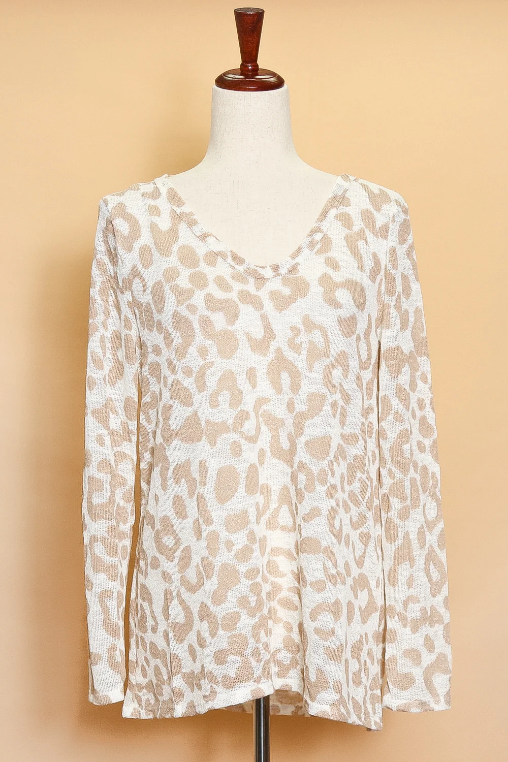 Ivory/Taupe Animal V Neck Sweater (5pc)