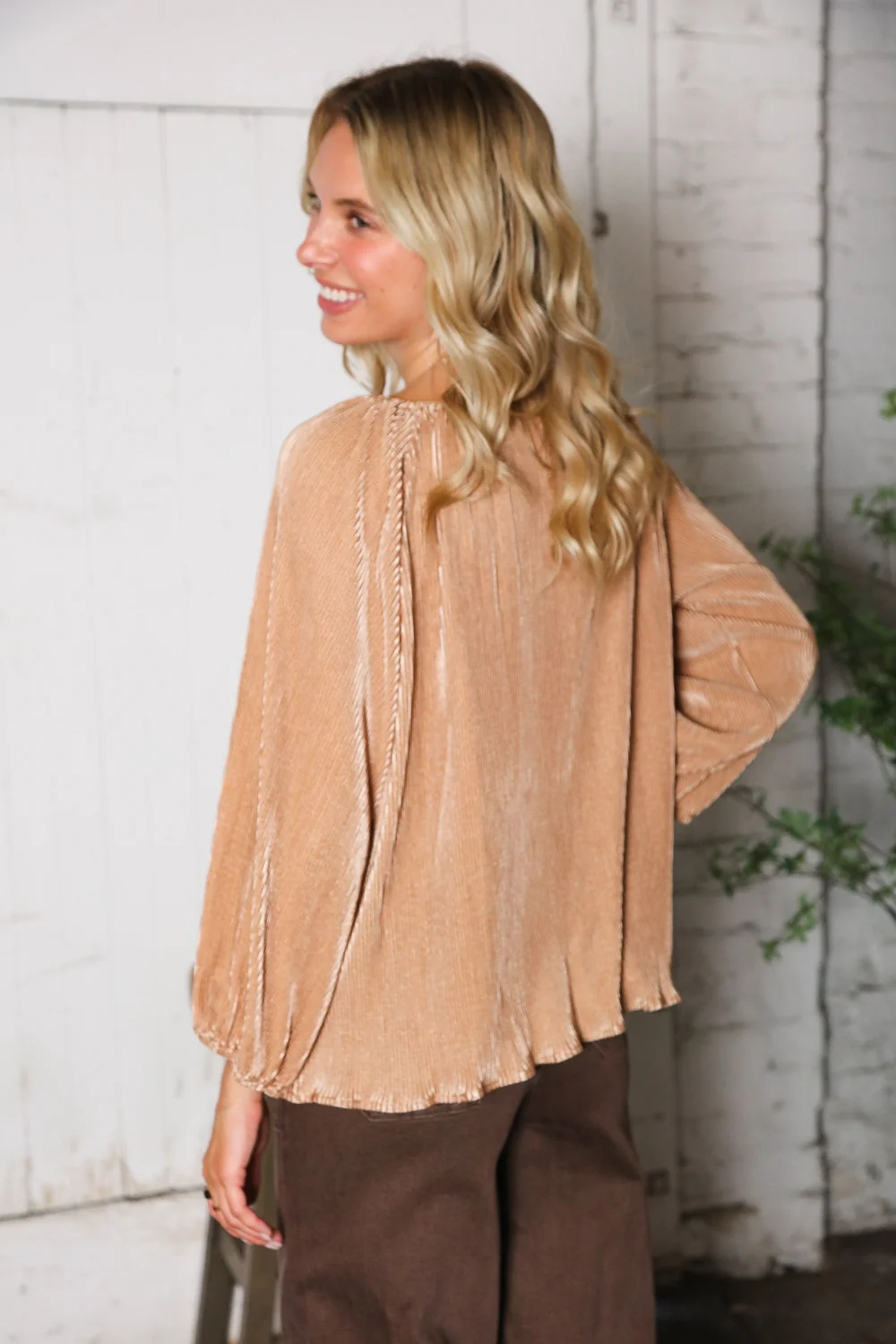 Taupe Ribbed Accordian Design Top - Image 7