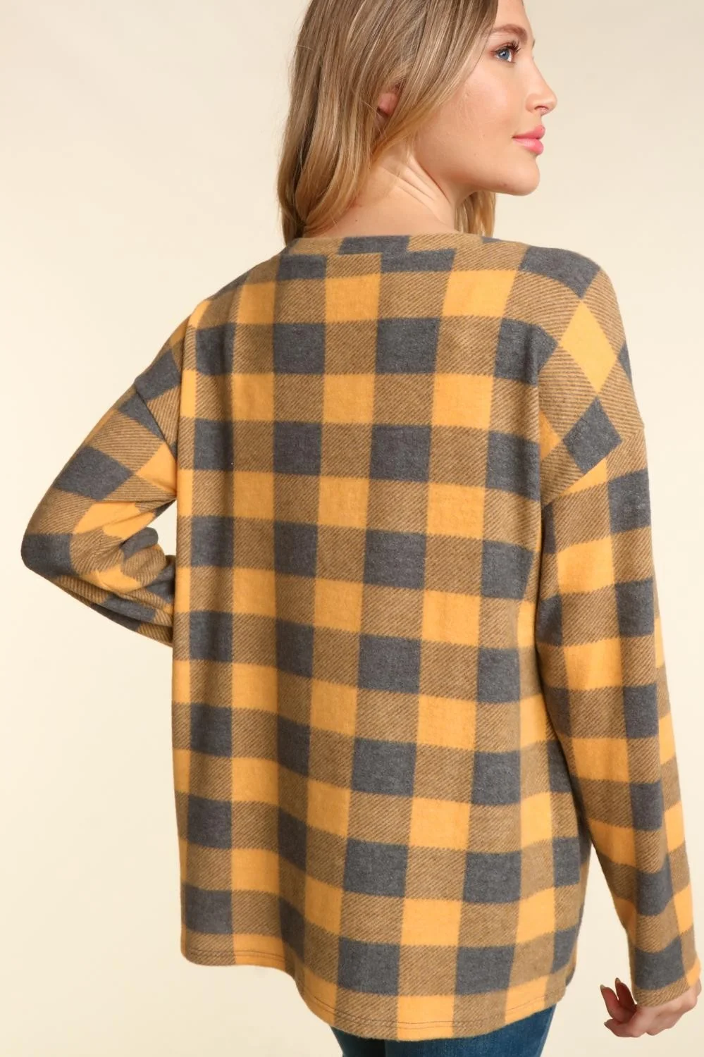 MUSTARD CHECKER PLAID LONG SLEEVE KNIT TOP - Image 3
