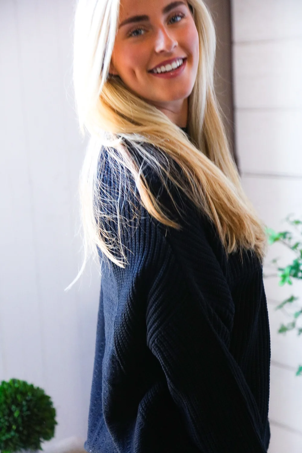 Plus Black Oversized Sweater - Image 6