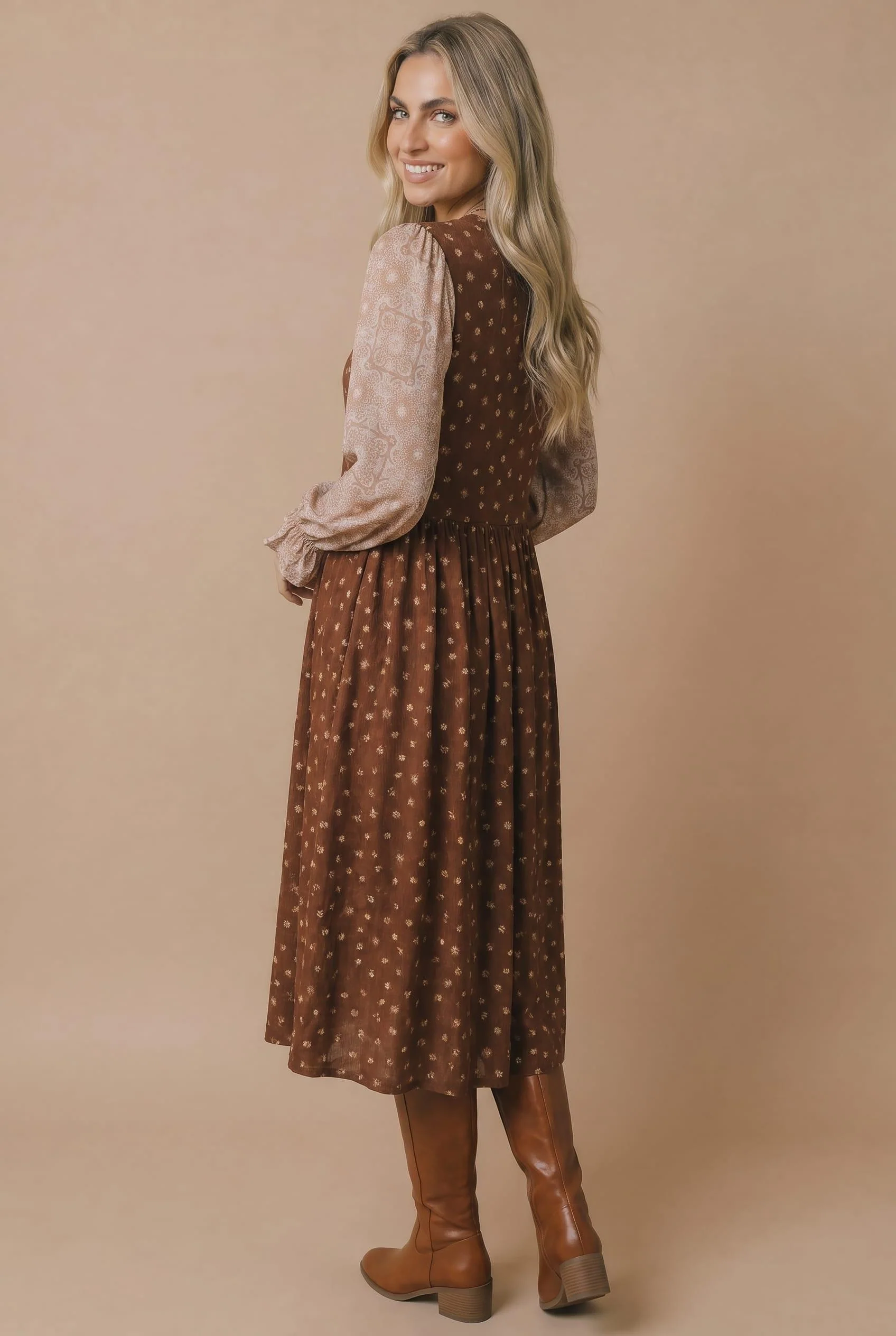 Plus Brown Floral Mixed Media Midi Dress - Image 4
