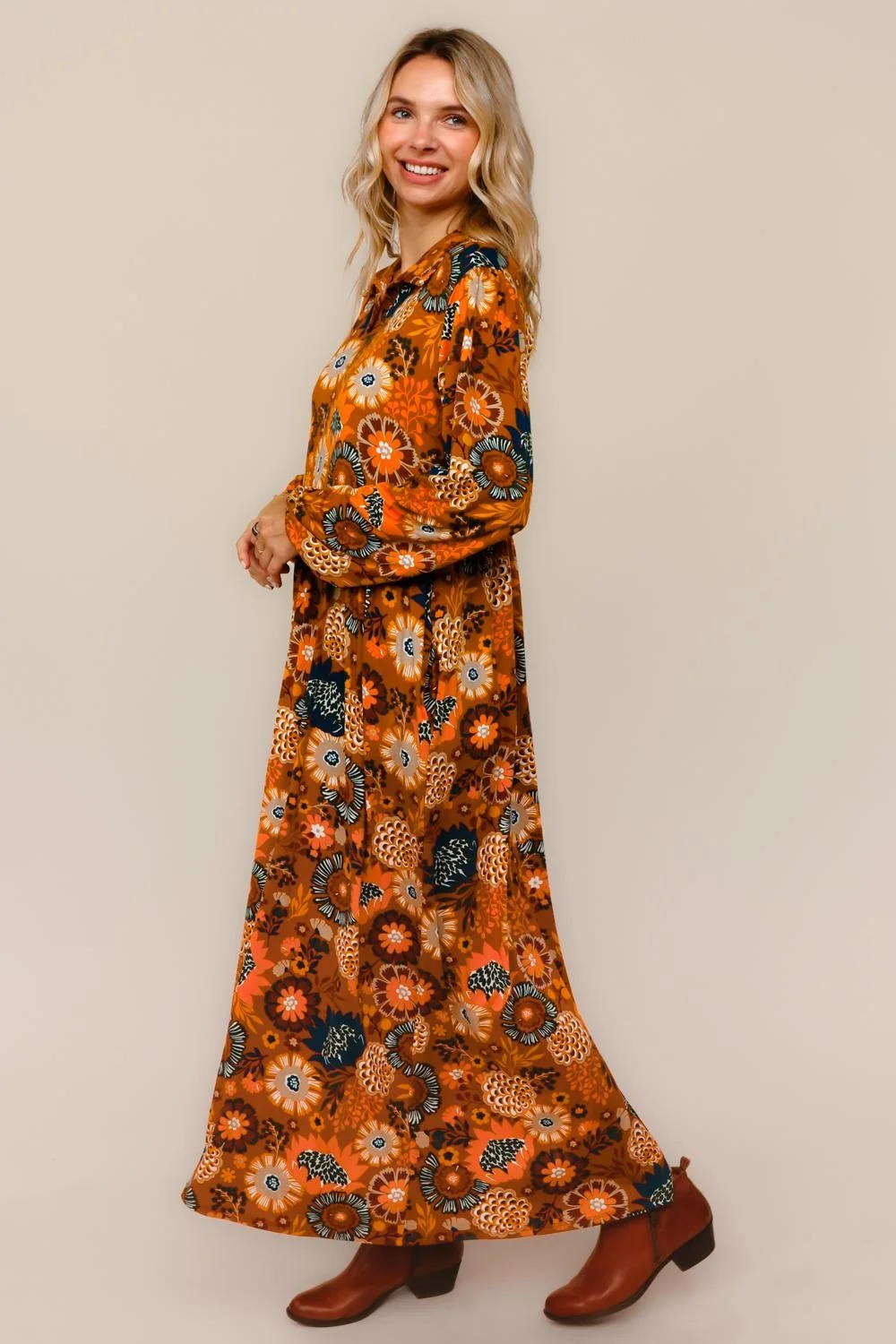 PLUS FIT AND FLARE MAXI KNIT DRESS W/ SIDE POCKETS - Image 5