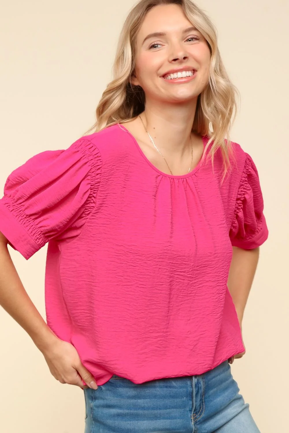 FUCHSIA SOLID WOVEN TOP WITH BACK BUTTON AND KEYHOLE - Image 6
