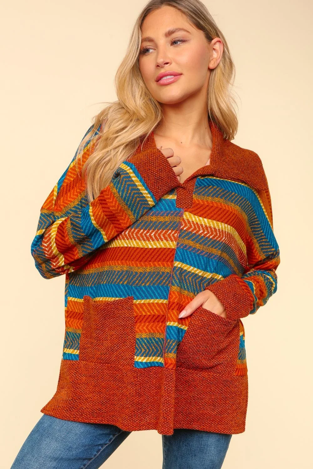 PLUS HACCI SWEATER WITH POCKETS AND SIDE SLITS - Image 8