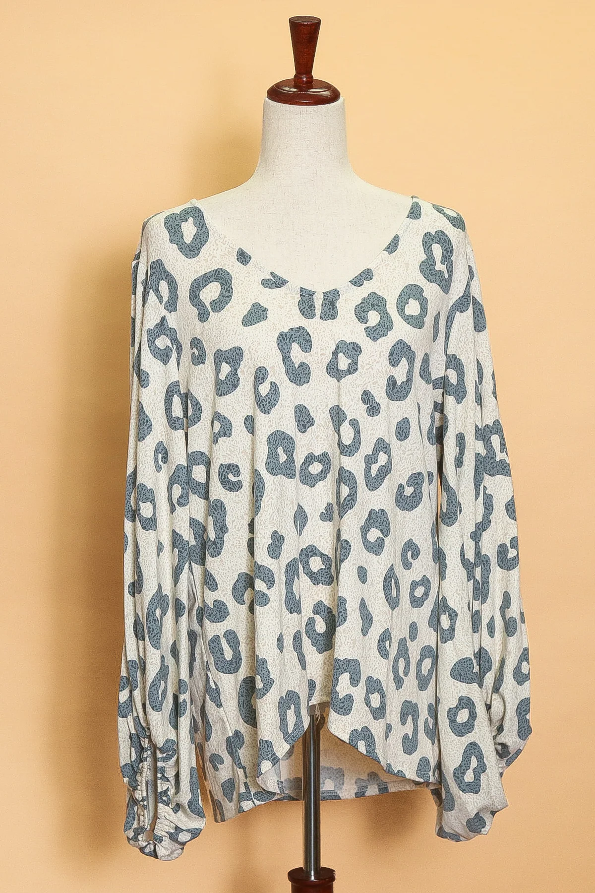 Plus Ivory Speckled Animal V Neck Top