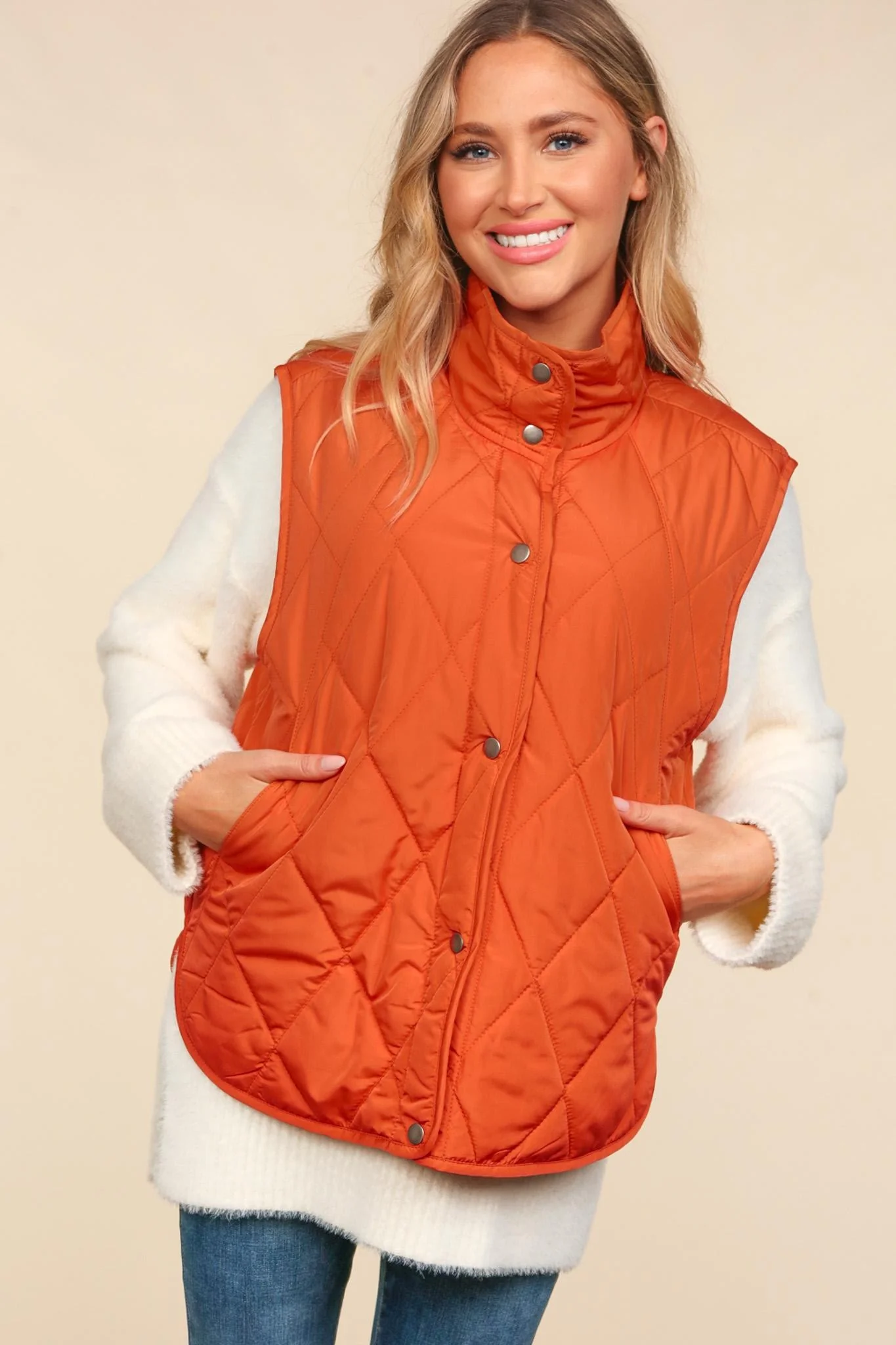 PLUS SNAP BUTTON DOWN QUILTED PUFFER VEST JACKET - Image 4