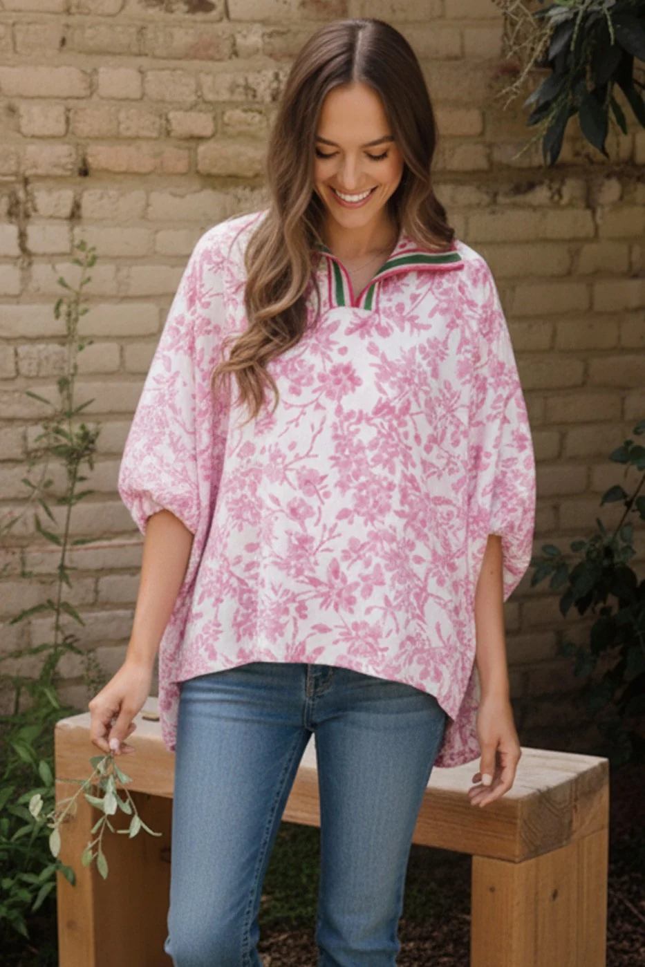 TAPED COLLAR NOTCH NECK FLORAL WOVEN TOP - Image 3
