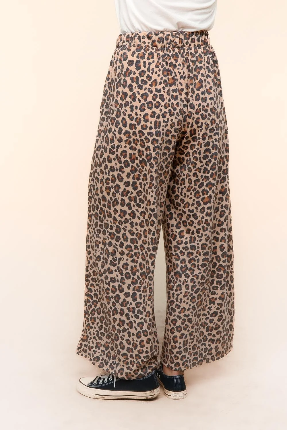 Plus Taupe/Black Wide Leg Dotted Print French Terry Pants (4pc) - Image 4