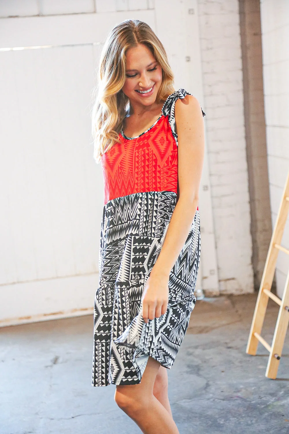 Red/Black Aztec Shoulder Tie Knot Tiered Dress (Open Pack) - Image 5