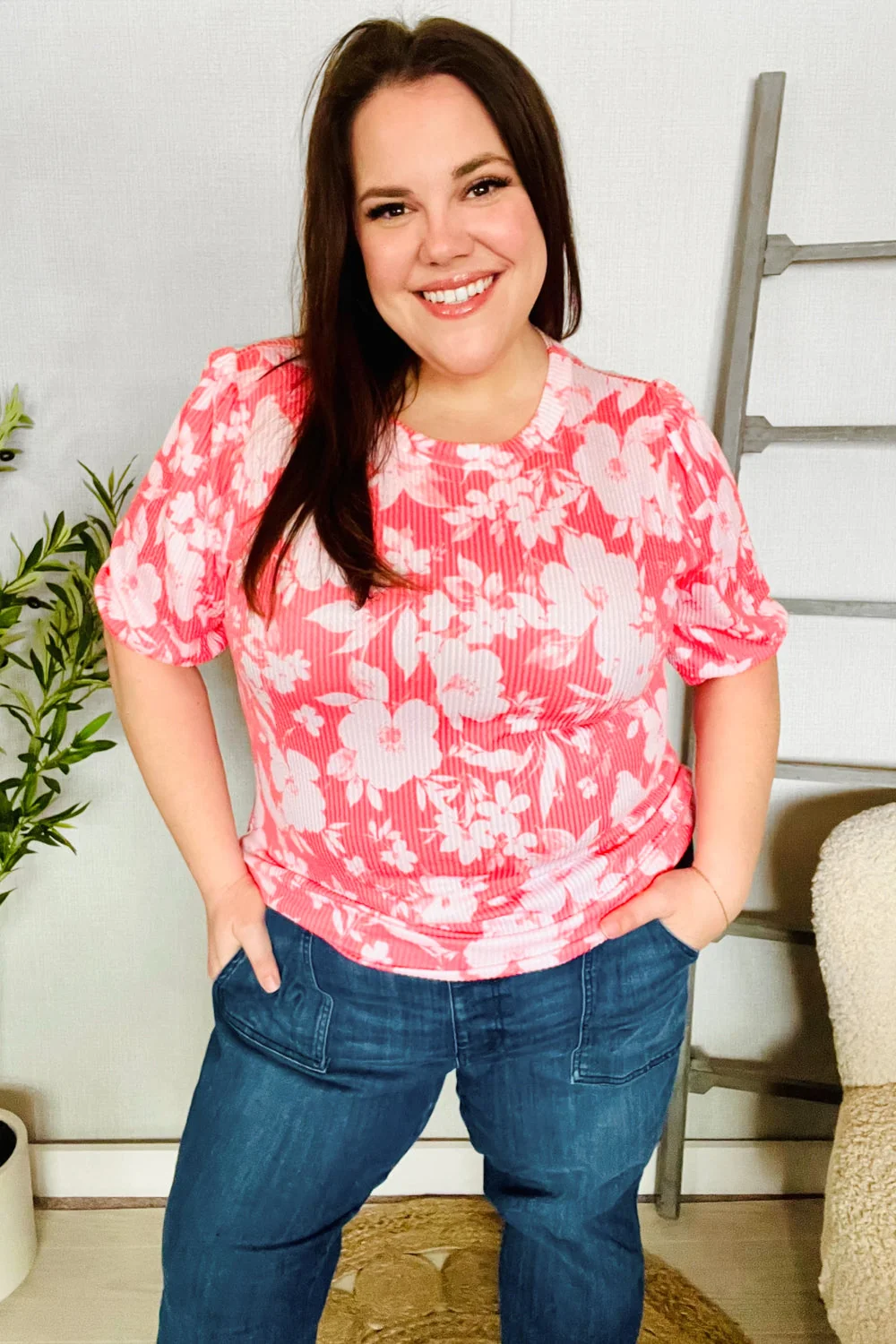 Spring Vibes Coral Wavy Rib Puff Short Sleeves Floral Top (Open Pack) - Image 2